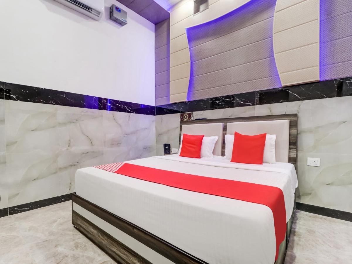 Oyo Flagship 83121 Hotel Rose Vip Saháranpur Exteriér fotografie